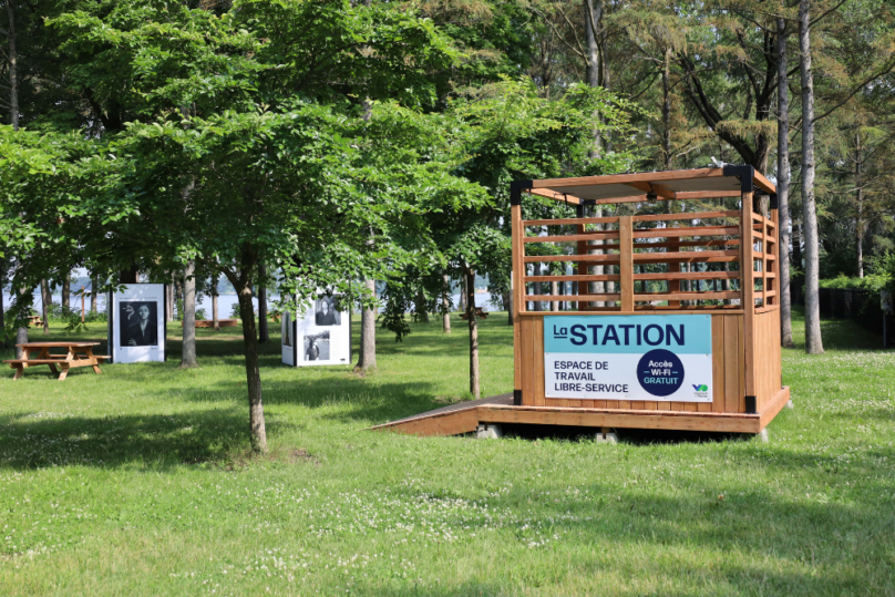 Vaudreuil-Dorion Rend Disponibles Ses Espaces De Travail Extérieurs ...